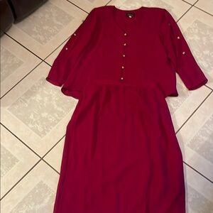 Onyx Red Suite with Crew Neck and 3/4 Sleeves